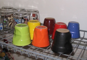 coloured_cups